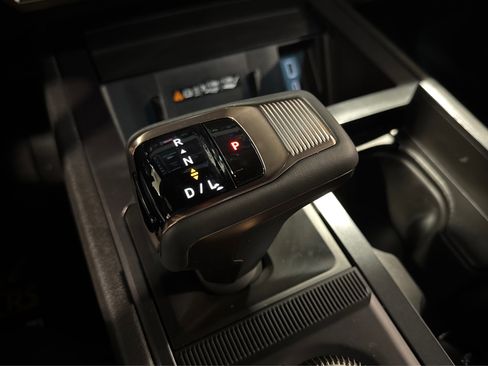 Used 2024 GMC Hummer EV 3X image 37