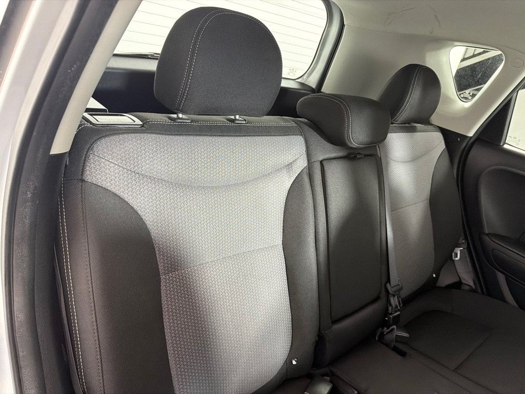Used 2018 Kia Soul + FWD image 22