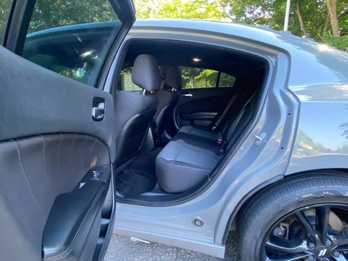 Used 2017 Dodge Charger SXT w/ Blacktop Package RWD image 42