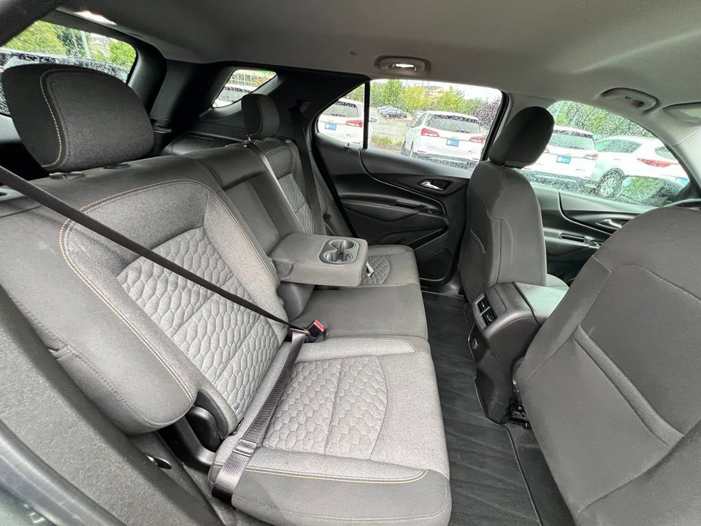 Used 2018 Chevrolet Equinox LT FWD image 28