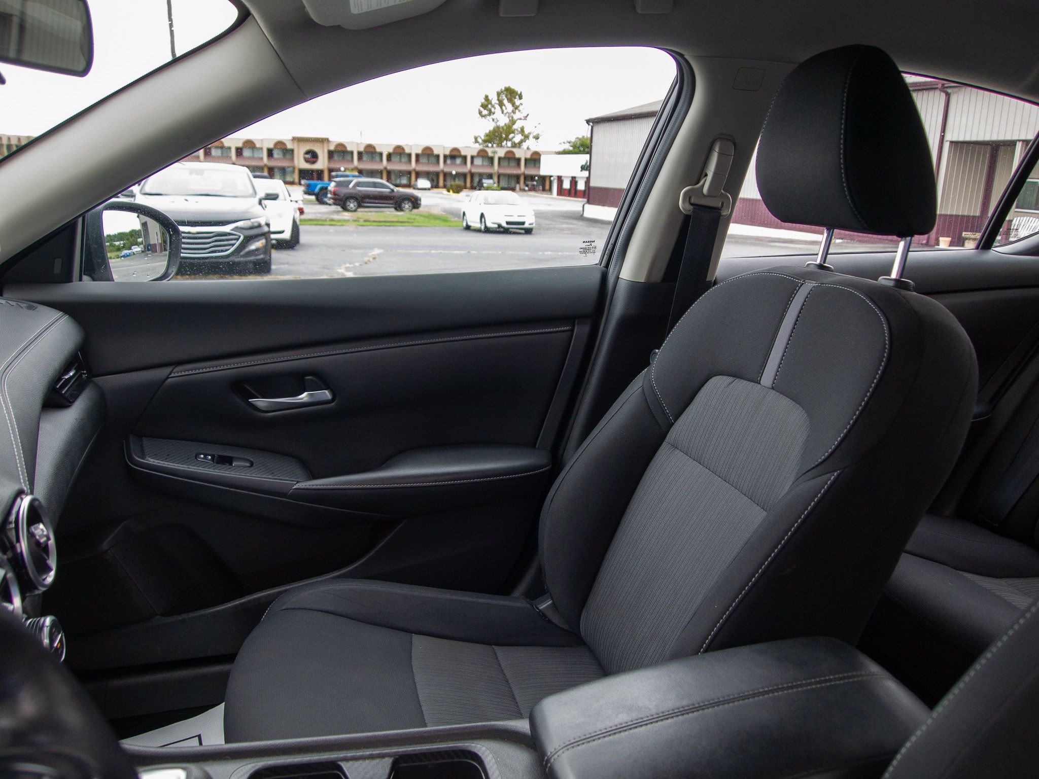 Used 2022 Nissan Sentra SV w/ All-Weather Package FWD image 14