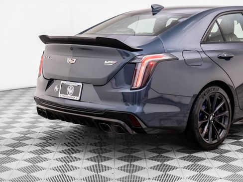 Certified 2025 Cadillac CT4 V Blackwing w/ Carbon Fiber 1 Package image 40