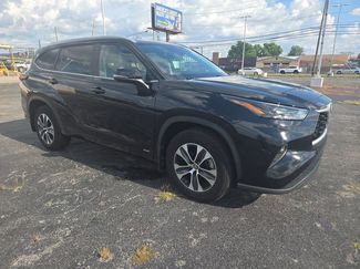 Used 2024 Toyota Highlander XLE AWD/4WD video 2