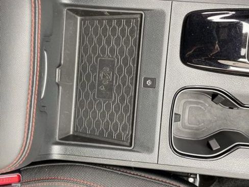 Used 2022 Nissan Frontier PRO-4X image 13