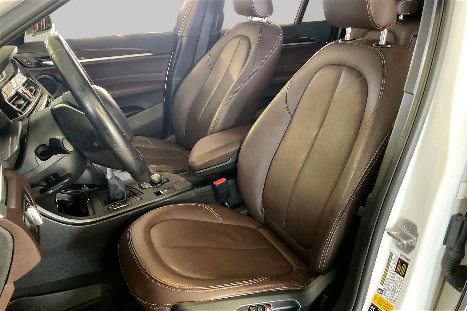 Used 2018 BMW X1 xDrive28i AWD/4WD image 7