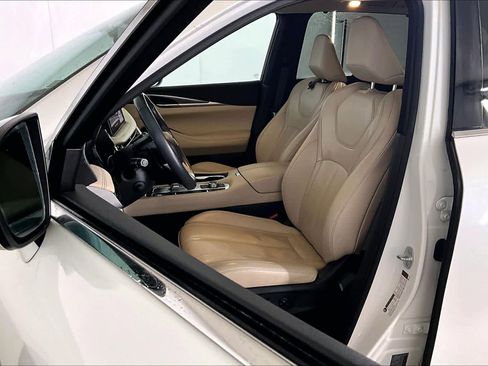 Used 2023 INFINITI QX60 Luxe image 8