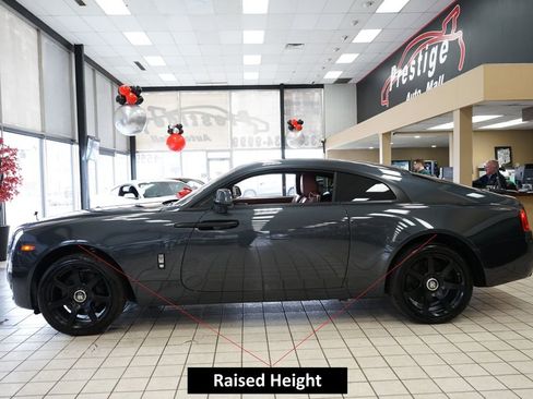 Used 2016 Rolls-Royce Wraith image 6