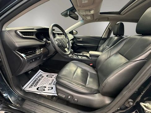 Used 2018 Toyota Avalon XLE Plus FWD image 8