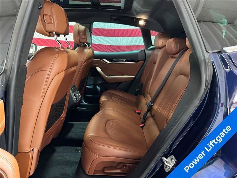 Used 2019 Maserati Levante AWD/4WD image 11