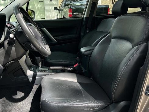Used 2015 Subaru Forester 2.5i Limited image 9