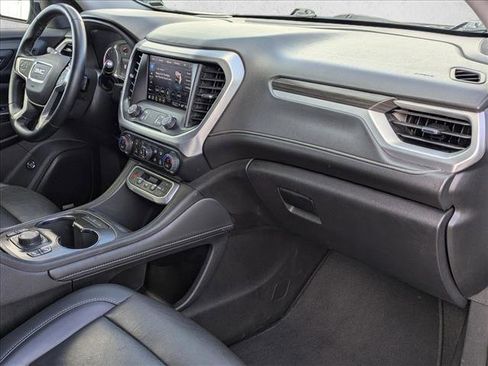 Used 2023 GMC Acadia SLT image 22