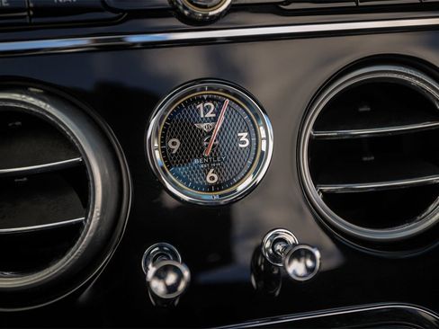 Used 2024 Bentley Continental GT Speed image 34