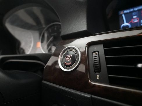 Used 2009 BMW 328i xDrive Sedan image 29