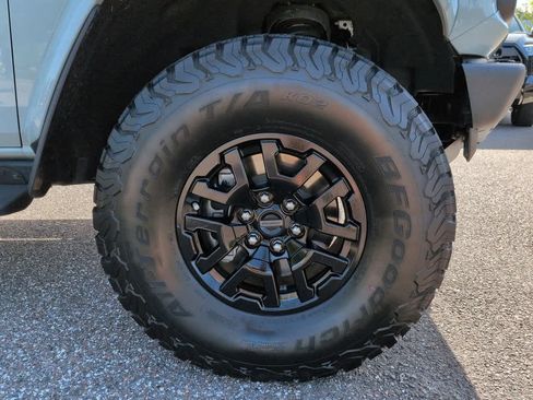 Used 2024 Ford Bronco Raptor AWD/4WD image 11