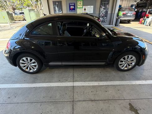 Used 2015 Volkswagen Beetle 1.8T FWD image 4