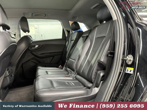 Used 2017 Audi Q7 3.0T Premium AWD/4WD image 32