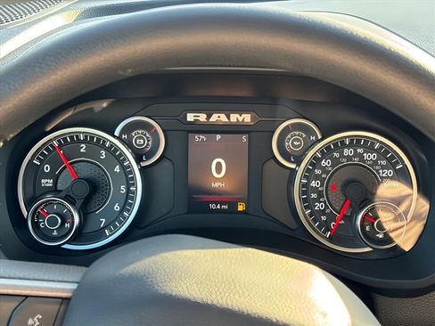 New 2024 RAM 2500 Tradesman w/ Chrome Appearance Group image 13