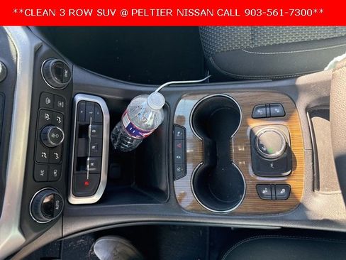 Used 2022 GMC Acadia SLE w/ Driver Convenience Package image 12