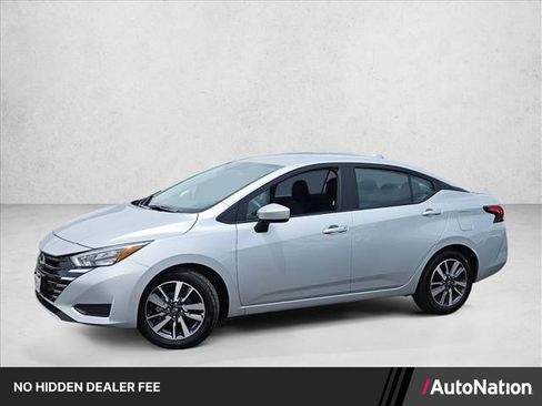 Used 2025 Nissan Versa SV FWD image 1