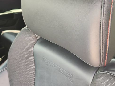 Used 2025 Ford F150 Raptor AWD/4WD image 17