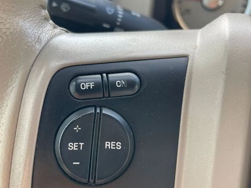 Used 2009 Ford F350 Lariat image 24