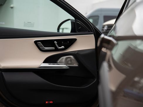 New 2026 Mercedes-Benz E 450 4MATIC All-Terrain Wagon image 9