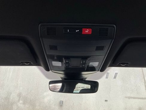 Used 2025 Volkswagen Jetta Sport image 14