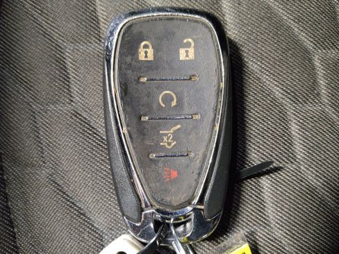 Used 2021 Chevrolet Equinox LT FWD image 32