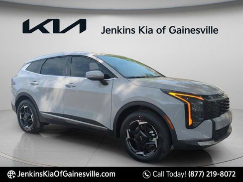 New 2026 Kia Sportage EX image 9