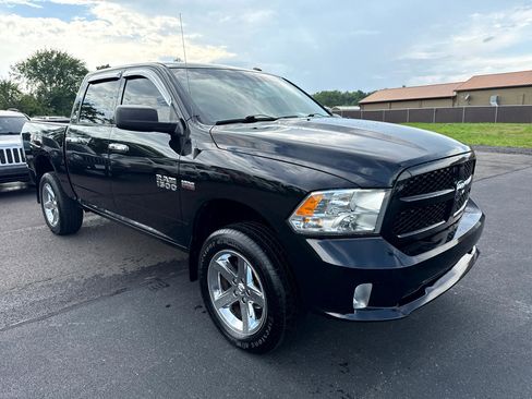 Used 2018 RAM 1500 Express w/ Express Value Package image 8