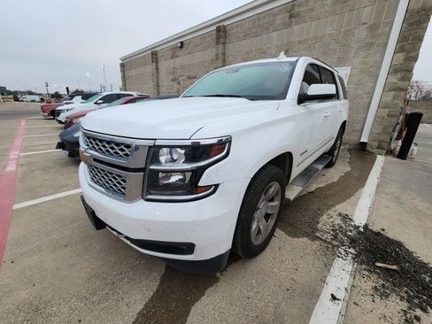 Used 2017 Chevrolet Tahoe LT w/ LT Signature Package image 3