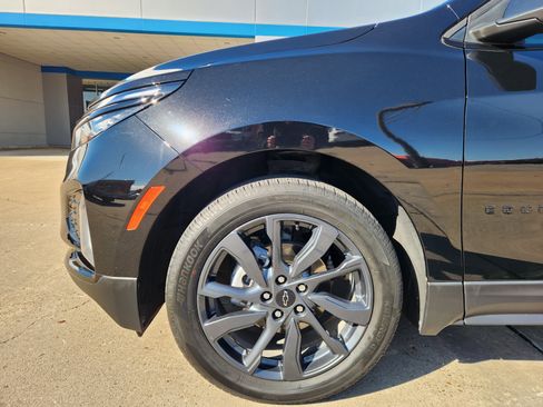 Certified 2024 Chevrolet Equinox RS image 9