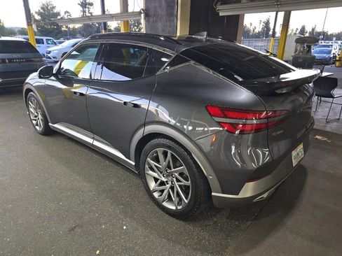Used 2023 Genesis GV60 Advanced image 4