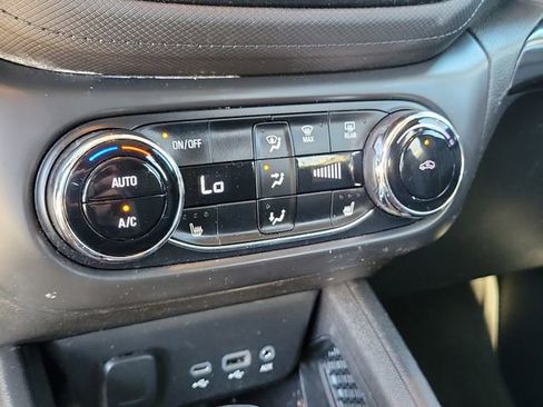 Certified 2022 Chevrolet TrailBlazer LT w/ Convenience Package image 29