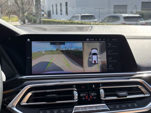 Used 2019 BMW X5 xDrive40i w/ M Sport Package image 23