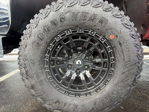 Used 2016 Chevrolet Silverado 1500 LT image 3