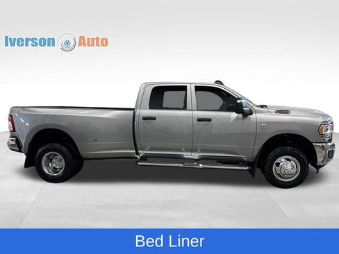 Used 2023 RAM 3500 Tradesman w/ Chrome Appearance Group image 11