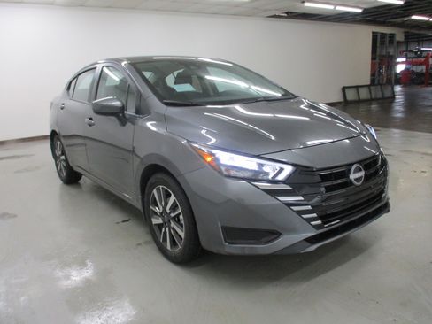 New 2025 Nissan Versa SV w/ Trunk Package image 4