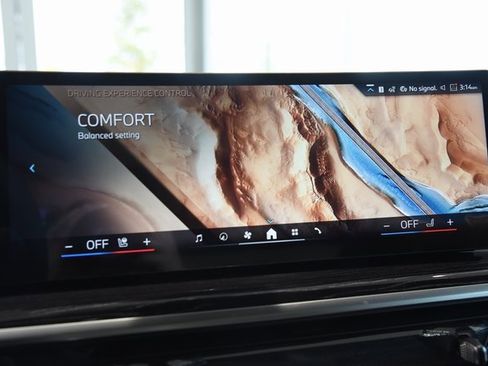 New 2026 BMW X6 xDrive40i image 35