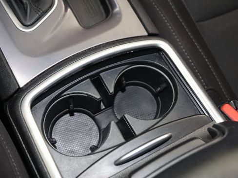 Used 2019 Dodge Charger SXT image 23