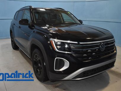 Used 2025 Volkswagen Atlas Peak Edition SE