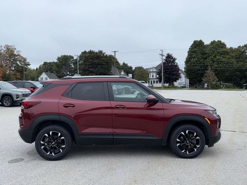 Used 2023 Chevrolet TrailBlazer LT image 4