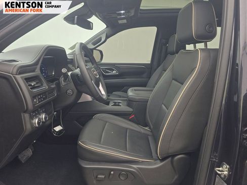 Used 2024 GMC Yukon XL SLT w/ SLT Luxury Package AWD/4WD image 5