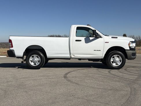 Used 2019 RAM 3500 Tradesman image 16