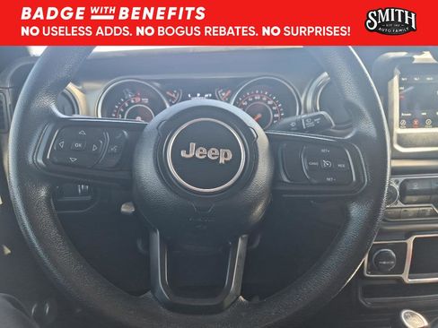 Used 2023 Jeep Gladiator Sport AWD/4WD image 18