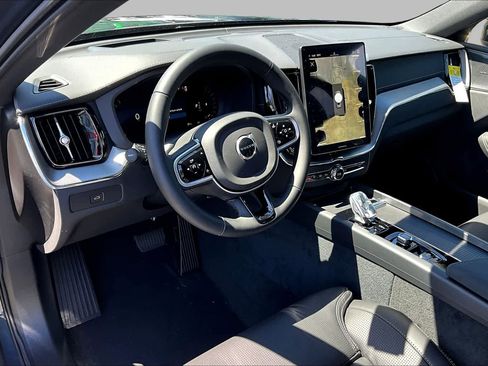 New 2026 Volvo XC60 B5 Ultra w/ Protection Package Premier AWD/4WD image 9