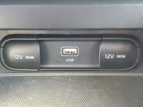 Used 2025 Kia Soul LX w/ LX Technology Package image 27