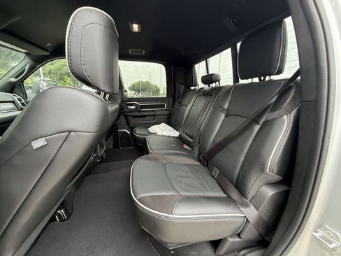 New 2026 RAM 2500 Laramie w/ Night Edition AWD/4WD image 16