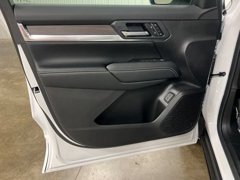 New 2026 GMC Terrain Denali AWD/4WD image 15
