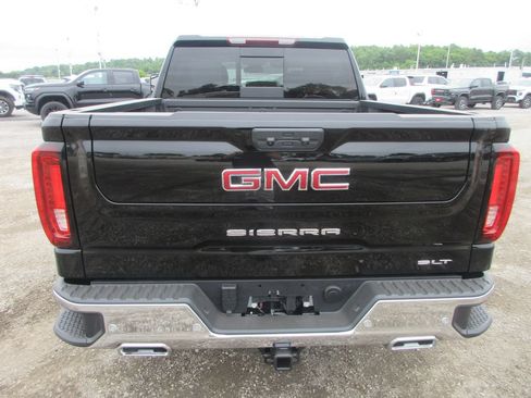 New 2026 GMC Sierra 1500 SLT w/ SLT Premium Plus Package AWD/4WD image 7